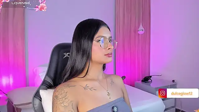 dulce_glow_'s Live XXX Chat