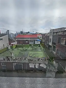 10047 Pertunjukan Webcam