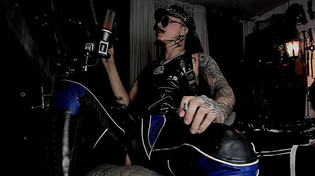 XXX chat uživo modela allanhurtss