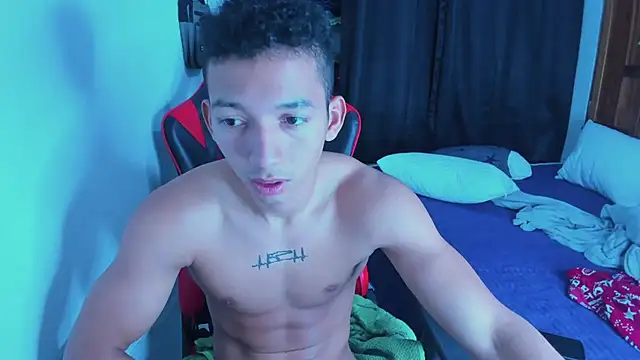 JuanchiT66 라이브 XXX 채팅