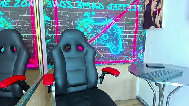 צ'אט XXX בשידור חי של im_Ralff26