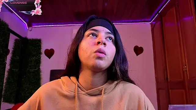 IsaBluee 现场XXX聊天