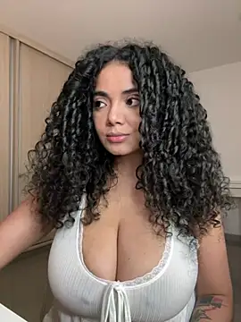 Chat XXX ao vivo de Curlyierr