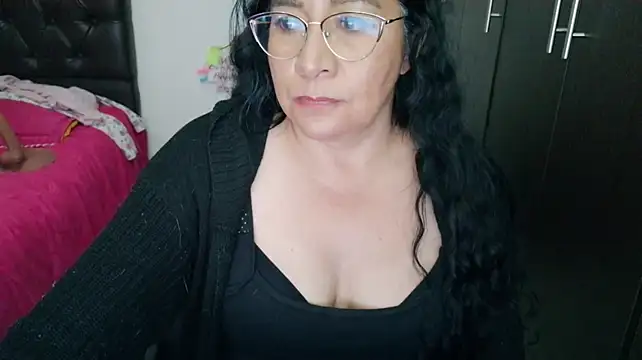 XXX chat uživo modela Grace_mature_milf