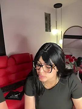 Agatha_Atenea11 লাইভ XXX চ্যাট