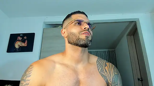 SamirHazard97 Adlı Modelin Canlı XXX Sohbeti