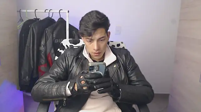 chomelo6's Live XXX Chat