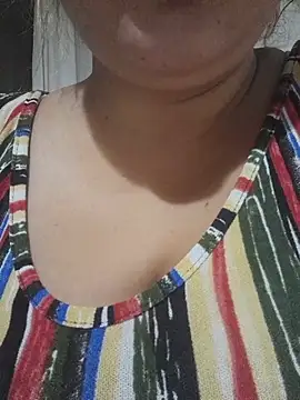 Efsunlugeceler Adlı Modelin Canlı XXX Sohbeti