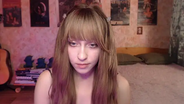 Friendly_Ellie Chat XXX in diretta