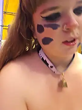 VelvetDiablo élő XXX-chatje