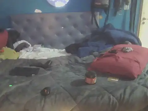 Bezzzzzerr Chat XXX live