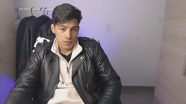 Chat +18 de chomelo6 ao vivo