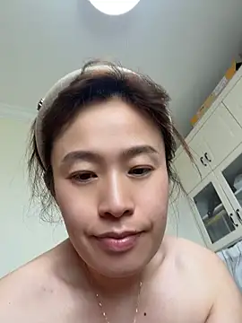 saozi666 网络视讯表演