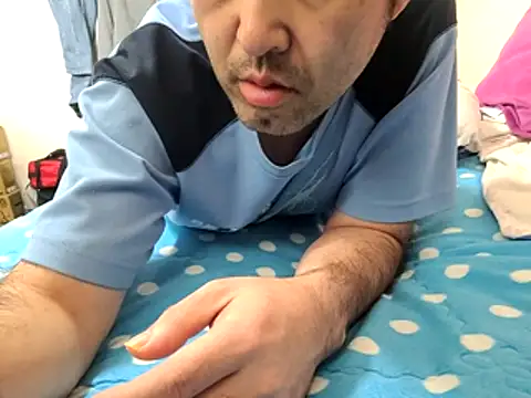 bch1045 élő XXX-chatje