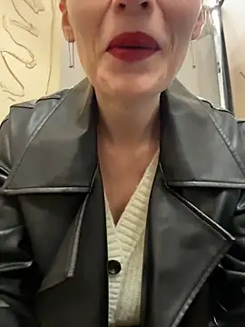 XXX chat uživo modela KattyMurr