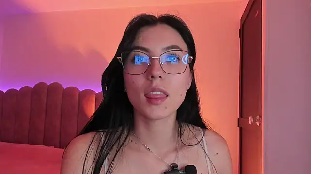 دردشة Sally_Sins الجنسية المباشرة