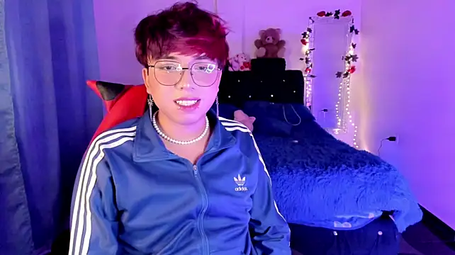 AnggelONfiree – Live XXX-chat