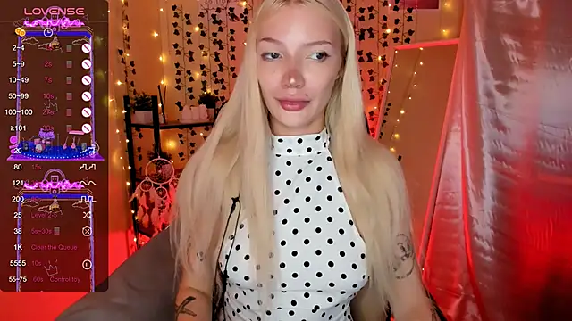 AnyaTaylor_ Live XXX-Chat