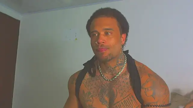 XXX chat uživo modela ragnar0825