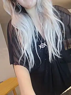ScarletsWeb XXX чат на живо