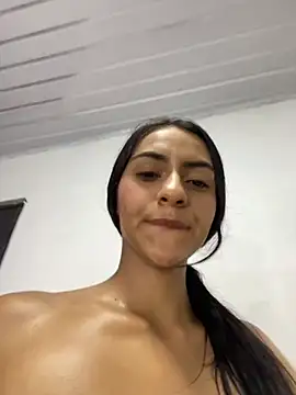 Chat +18 de miluwatson ao vivo