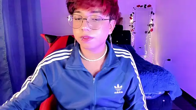 AnggelONfiree's Live XXX Chat
