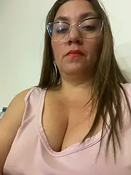 SCARLET-20 Adlı Modelin Canlı XXX Sohbeti