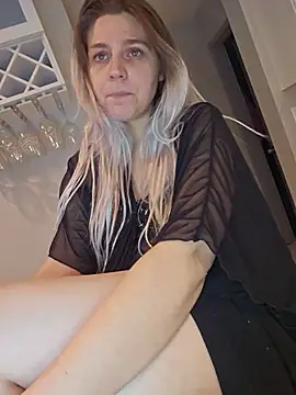 ScarletsWeb élő XXX-chatje
