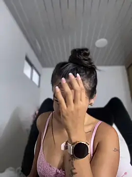 Chat +18 de ScarletDarkMuse ao vivo