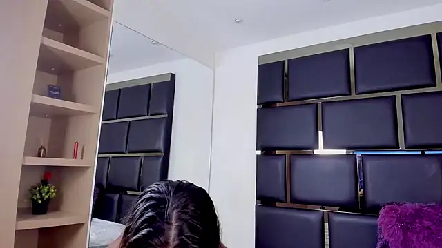 Chat XXX en directo de DanielaCapriles