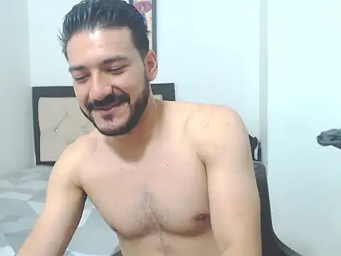 mateoothh Chat XXX in diretta