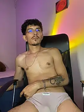 oreuk_dv লাইভ XXX চ্যাট