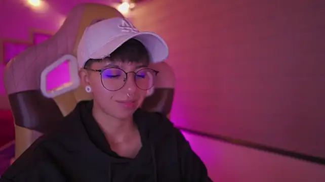 Živý XXX chat tommy_blue
