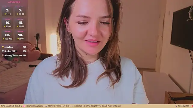 -Meowy- Live XXX Chat