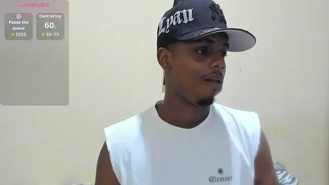 _noah_Adams Chat XXX in diretta
