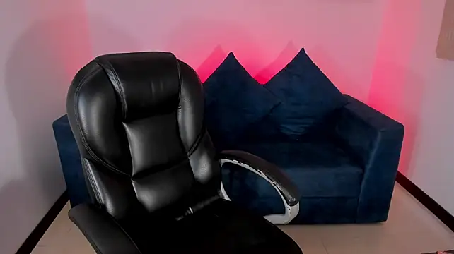 Chat +18 de MariaHerrera_ ao vivo