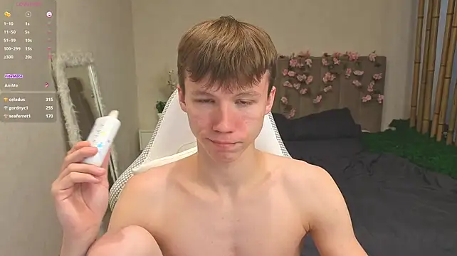 cuMte_boy Adlı Modelin Canlı XXX Sohbeti