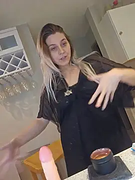 ScarletsWeb XXX чат на живо
