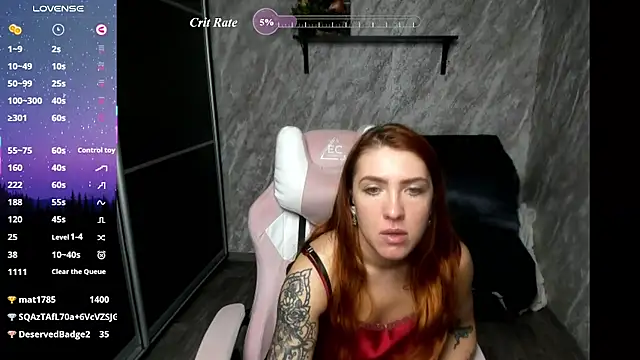 Reginasmilee's Live XXX Chat