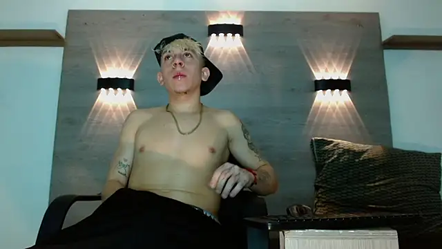 Chat +18 de Gaeliitto ao vivo