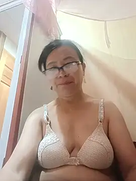 Chilly-wet Adlı Modelin Canlı XXX Sohbeti