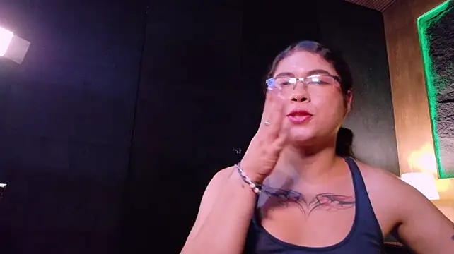 ravenmyth Chat XXX live