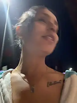 XXX chat uživo modela J_loren