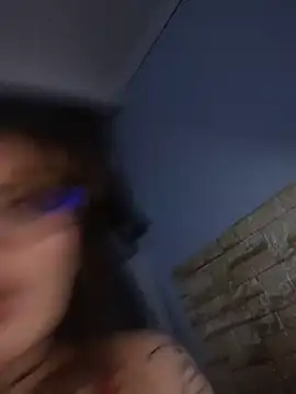 Victoria_Founta1's Live Chat Room