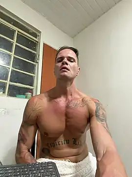Giricotta's Live XXX Chat