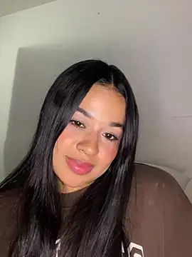 Aitana98_ XXX чат на живо