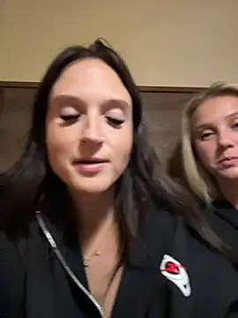 Kate-Paul's Live XXX Chat
