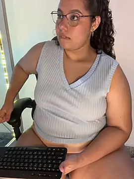 _Gaby_01 Adlı Modelin Canlı XXX Sohbeti