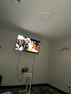 JuRuBandz21n Live XXX chat