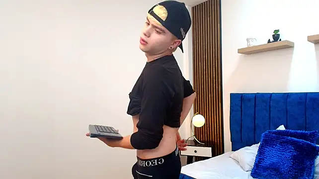 Ian_StoneのライブXXXチャット